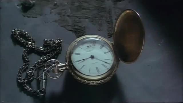 Kamen Rider Zo - Parce qu'il faut toujours qu'il y ait une montre qui fait de la musique...